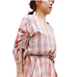 レディス18年春物 袖を結んだ着こなしがポイント