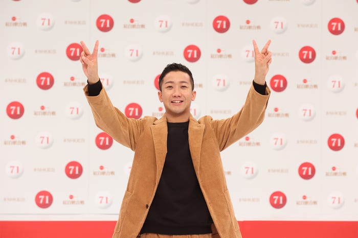瑛人「第71回紅白歌合戦」出場歌手発表記者会見(C)NHK