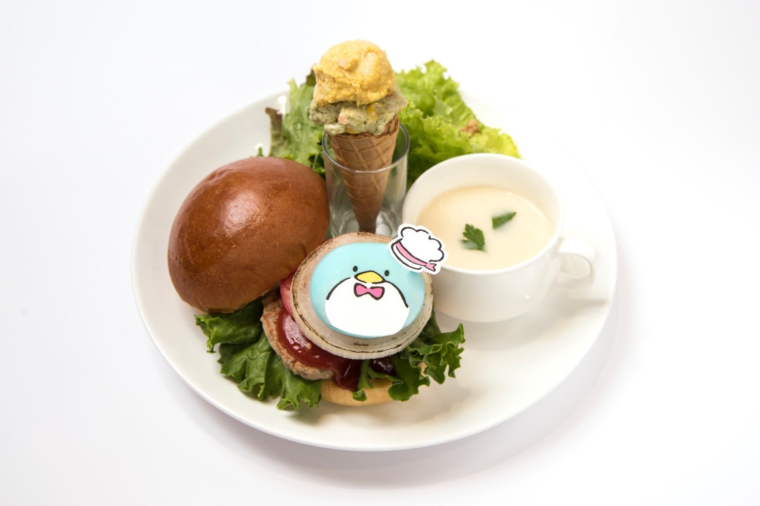 卵がタキシードサム！？ボリューム満点ハンバーガー1,490円／画像提供：株式会社パルコ