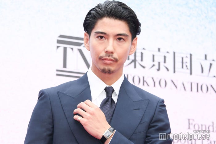 賀来賢人(C)モデルプレス