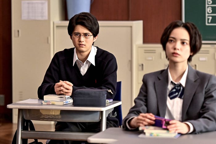 鈴鹿央士、平手友梨奈「ドラゴン桜」第6話より(C)TBS