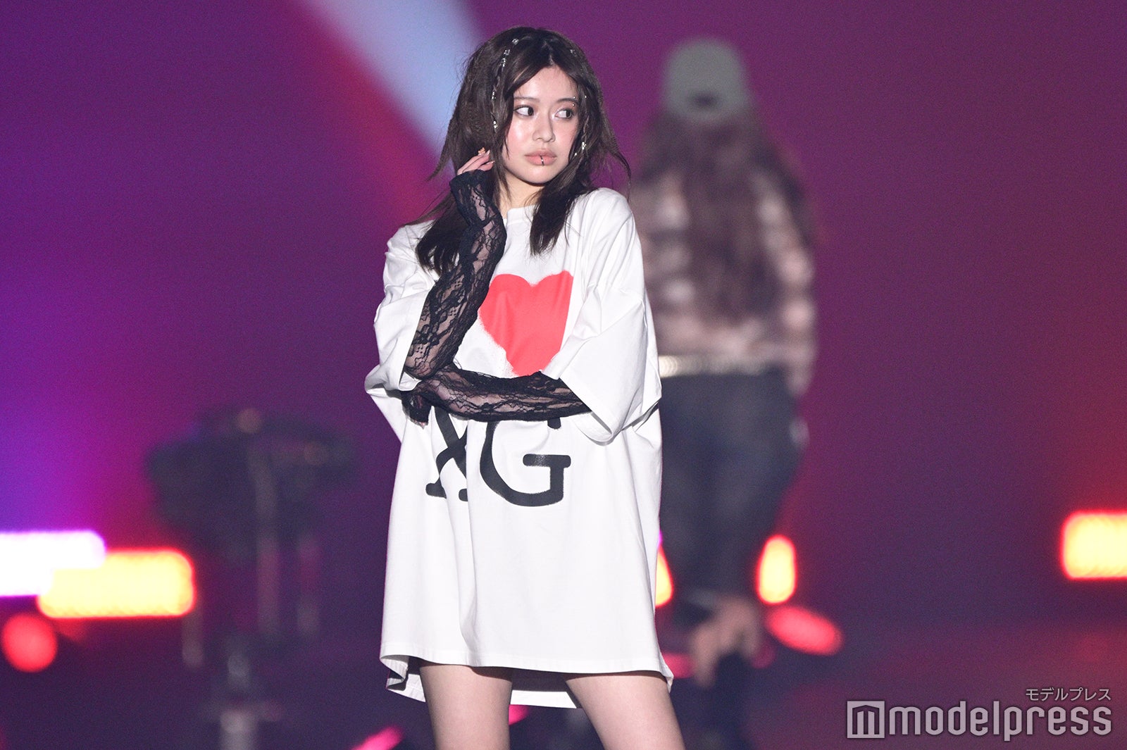 「今日好き」米澤りあ、囲み目×唇ピアスで印象チェンジ Tシャツから美脚のぞく【TGC熊本2025】