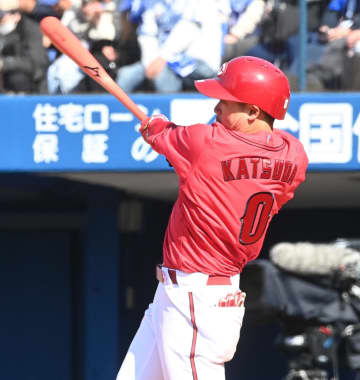 広島のドラフト3位・勝田が“プロ初本塁打” DeNA伊勢から右翼席へ 身長163センチが長打力をアピール