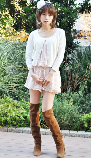 鈴木亜美（衣装はすべて私物）