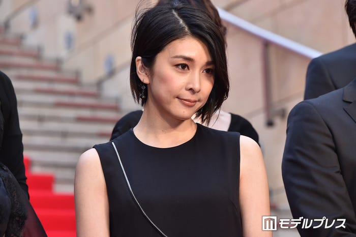 竹内結子 会場の雰囲気にツッコミ 私に無言で圧を加えようの会ですか 笑 ミス シャーロック Miss Sherlock モデルプレス 竹内結子 会場の雰囲気にツッコミ 私に無言で圧を加えようの会ですか 笑 ミス シャーロック Miss Sherlock モデルプレス