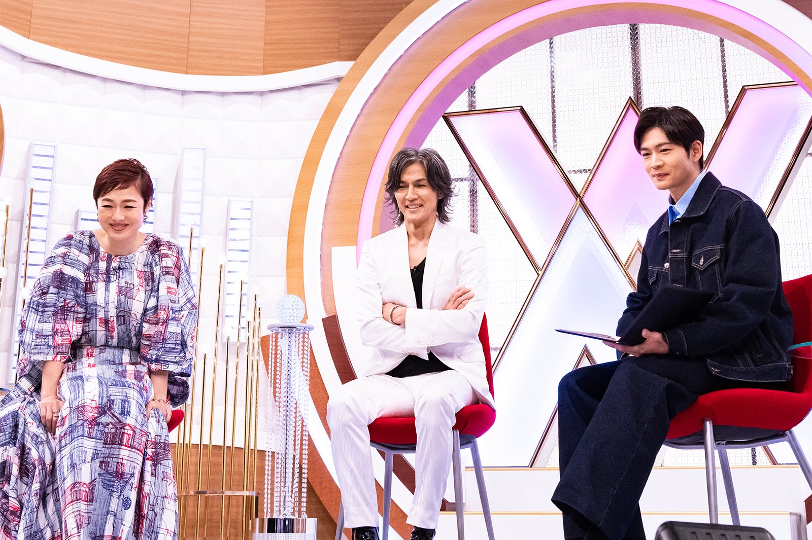 有働由美子、稲葉浩志、松下洸平（C）日本テレビ