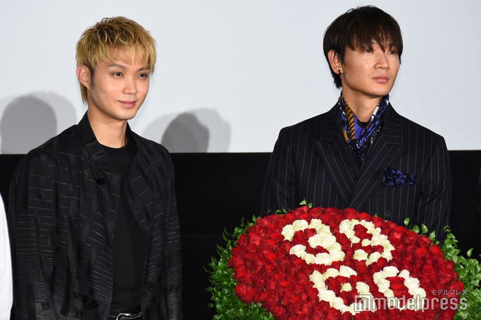 磯村勇斗、綾野剛(C)モデルプレス