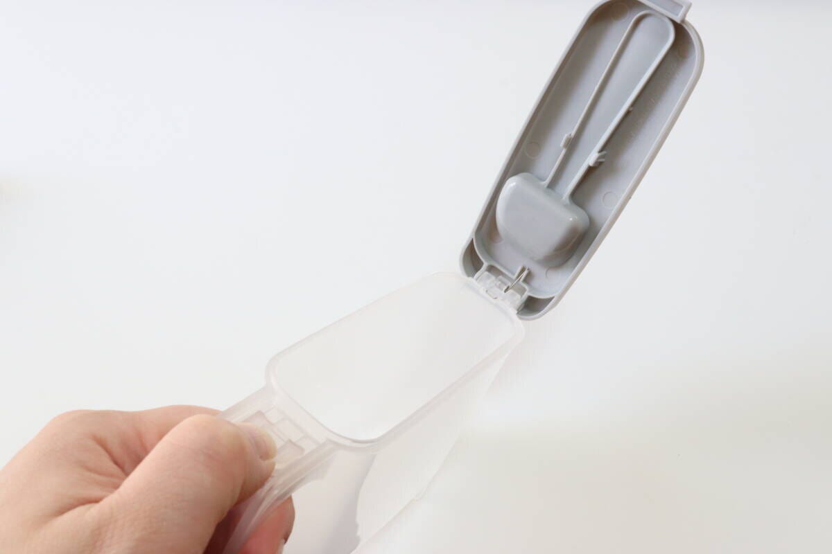 角までフィットしてすくえる調味料ケース(グレー) 構造 角までフィットしてすくえる調味料ケース(グレー) 構造