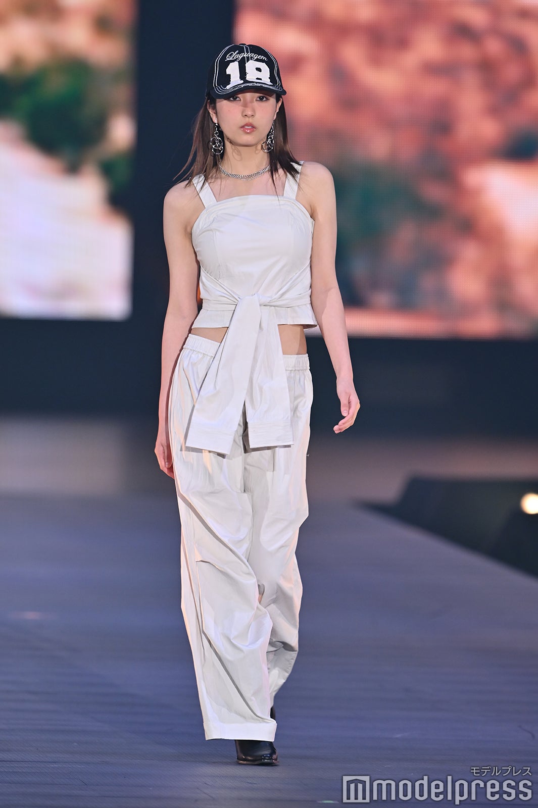 （C）モデルプレス