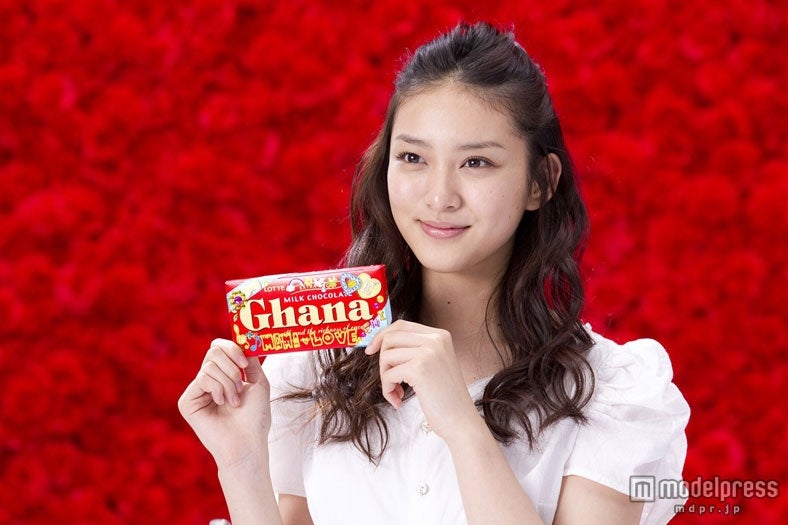 武井咲／ロッテ「ガーナミルクチョコレート」新CM「母の日篇2012」