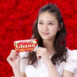 武井咲/ロッテ「ガーナミルクチョコレート」新CM「母の日篇2012」
