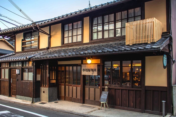 市川屋珈琲／画像提供：京都市都市計画局 広告景観づくり推進室