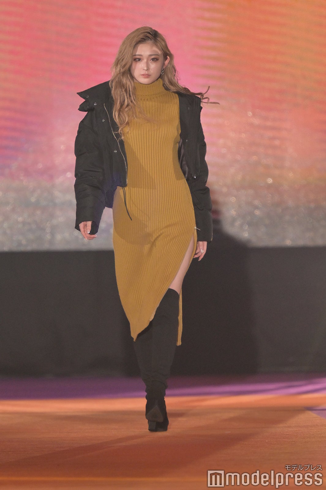 （C）モデルプレス