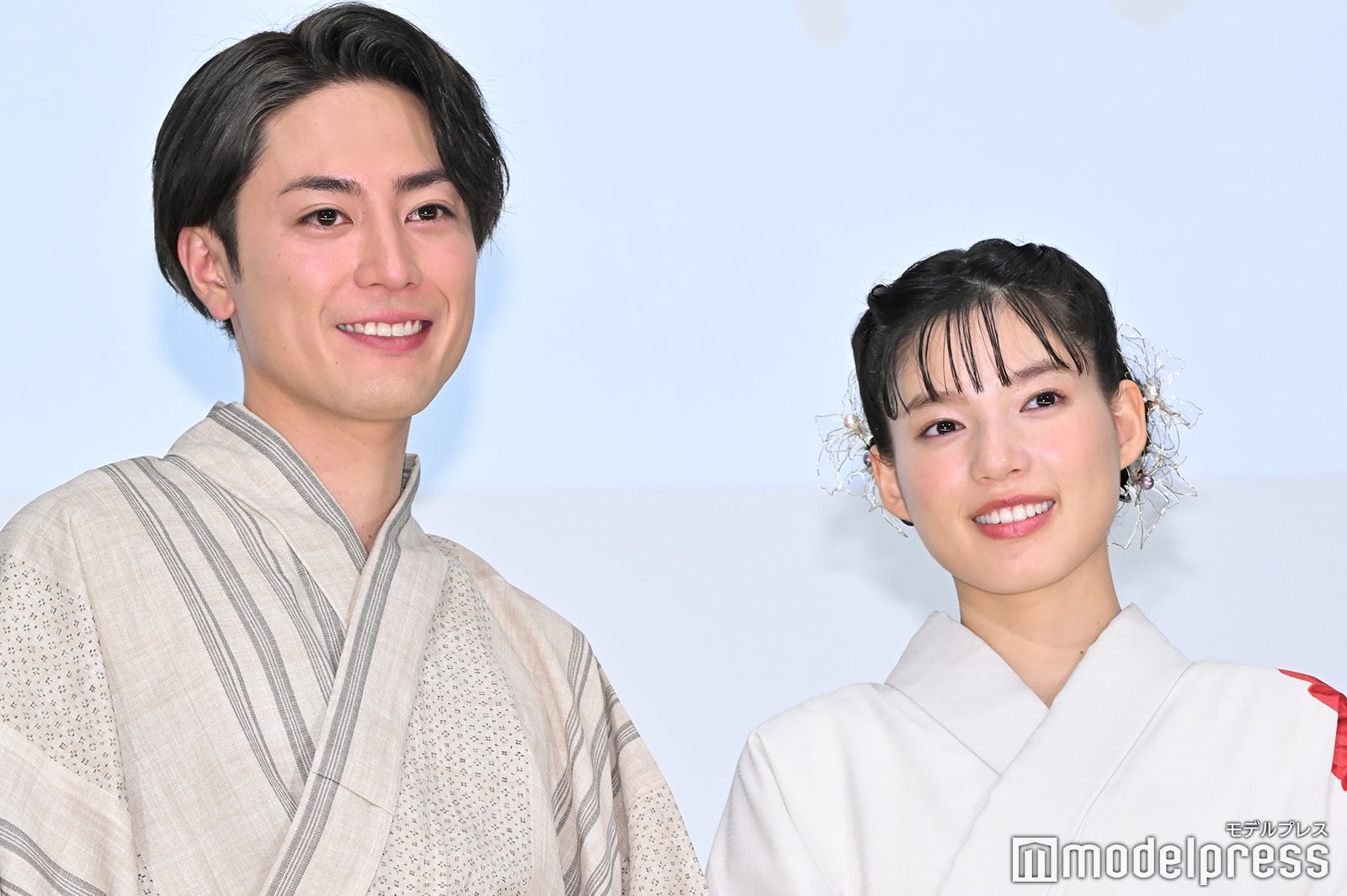 間宮祥太朗、石井杏奈 （C）モデルプレス