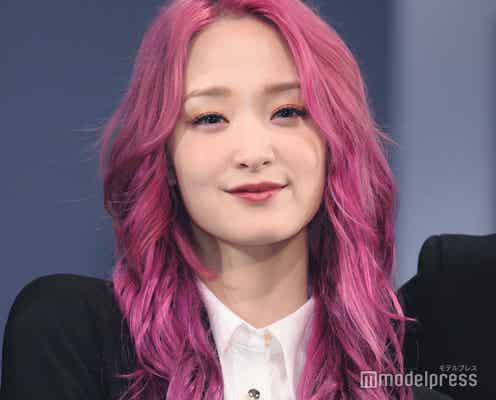 剛力彩芽、美背中全開 太もも覗かせたSEXYワンピ姿に「スタイル良すぎ」「着こなしオシャレ」と反響