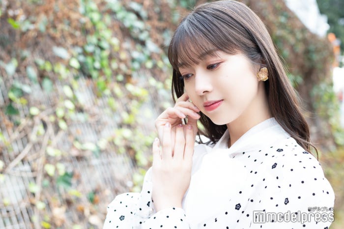 牧野真莉愛(C)モデルプレス