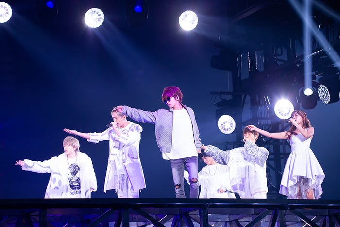 AAA「AAA DOME TOUR 2018 COLOR A LIFE」大阪公演(C)川田洋司 (mosa inc.), 小境勝己, 佐藤薫