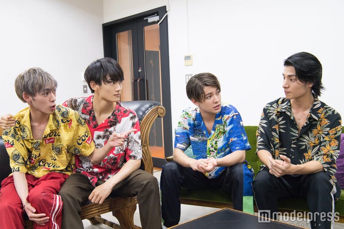 とにかくアツく語り合う!UとFuは終始イチャイチャ(!?)/ANTIME(左から)U、Fu、Kauan、AM(C)モデルプレス