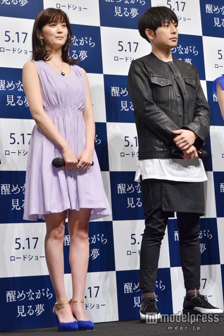 画像8/9) 辻仁成、妻・中山美穂との離婚についての質問が飛ぶ