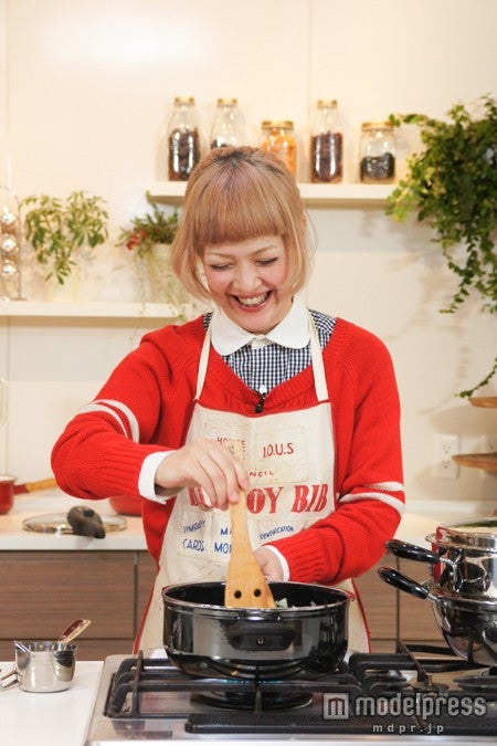 松嶋尚美、「16年間外食のみ」の食生活を変えたきっかけとは＜インタビュー＞