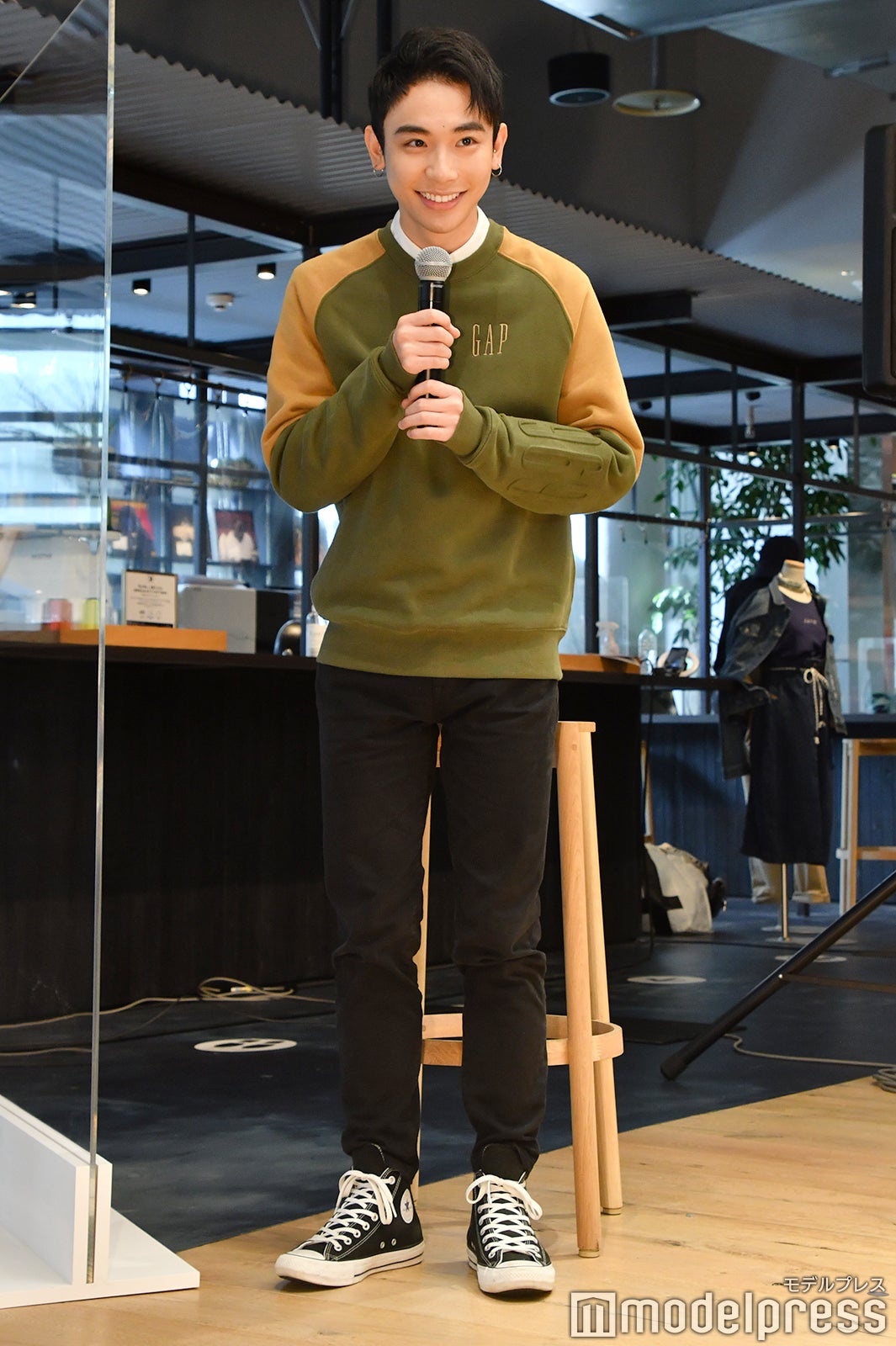 よしあき（C）モデルプレス