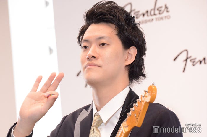 粗品(C)モデルプレス