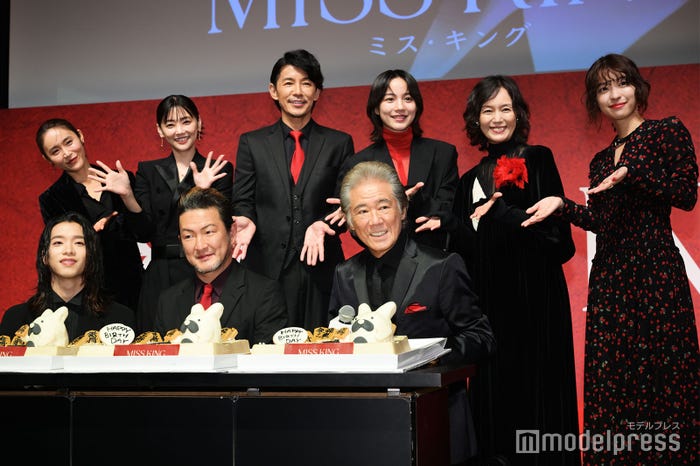 (上段左から)山口紗弥加、倉科カナ、藤木直人、のん、奥貫薫、鳴海唯(下段左から)森愁斗、中村獅童、西岡徳馬(C)モデルプレス