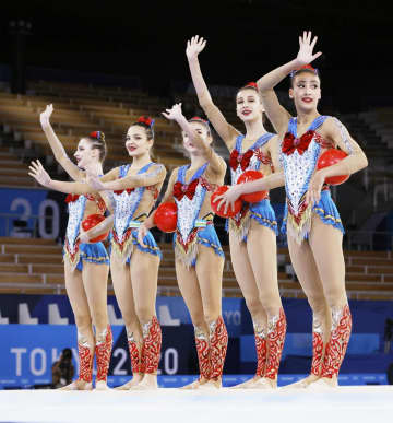 新体操 セーラームーン 登場でネットでは 鹿児島実業かと思った の声 モデルプレス