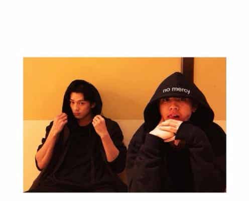GENERATIONS片寄涼太&新田真剣佑、意外な2ショットに反響殺到「神的イケメンコンビ」「びっくりした」