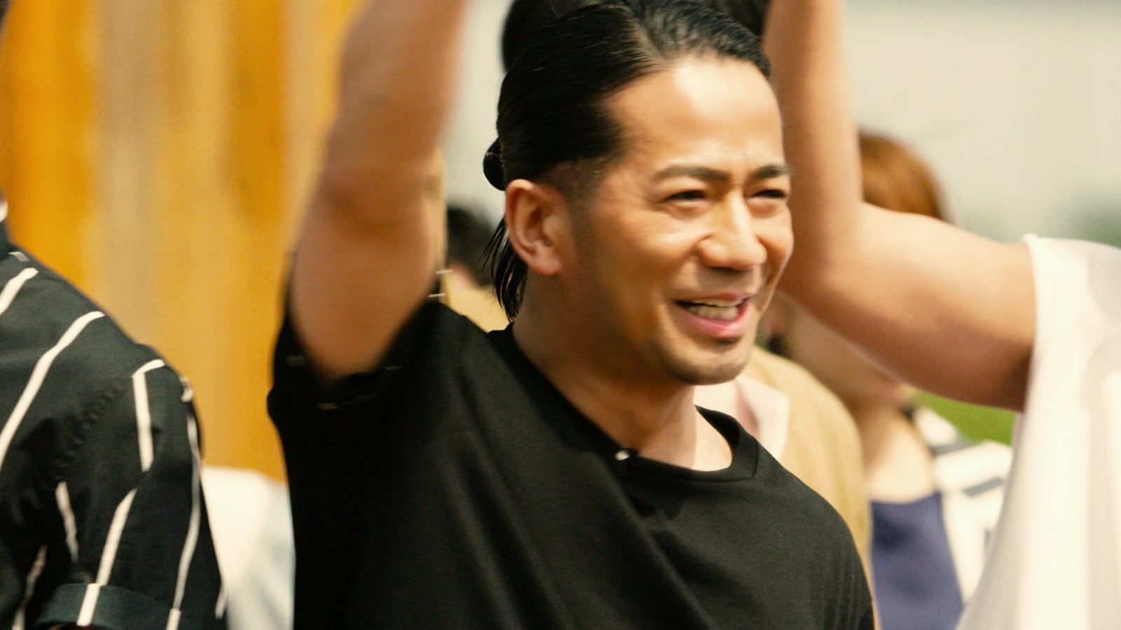 HIRO／新CM「夏だ！いきなり！」篇 より