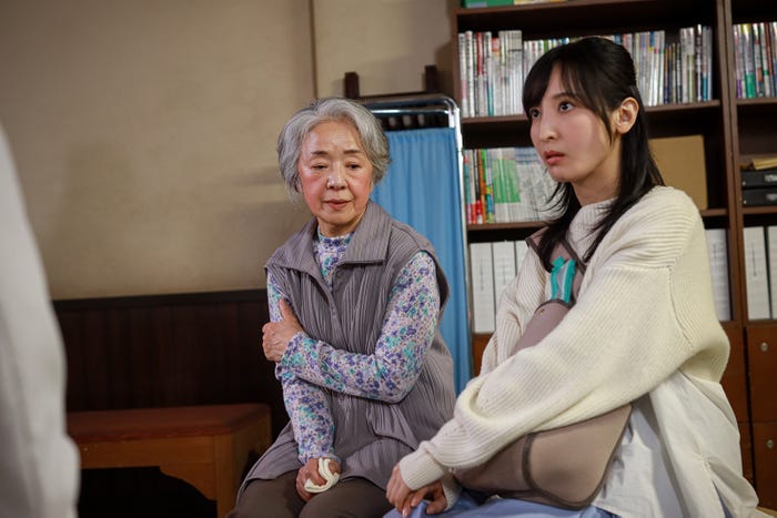 佐倉綾音「天久鷹央の推理カルテ」第1話(C)テレビ朝日