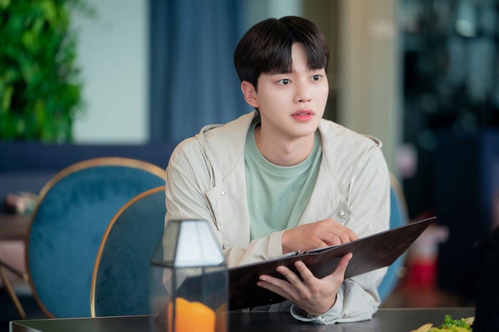 「気象庁の人々:社内恋愛は予測不能?!」Netflix独占配信中