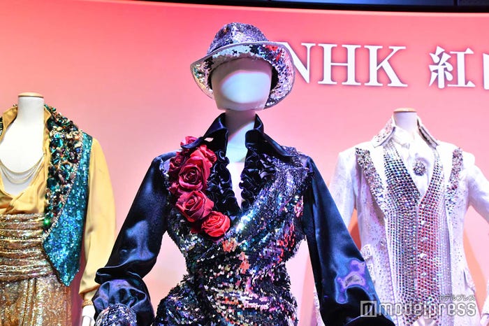 「氷川きよし デビュー満20年記念 氷川きよし衣裳展」NHK紅白歌合戦の衣装 (C)モデルプレス