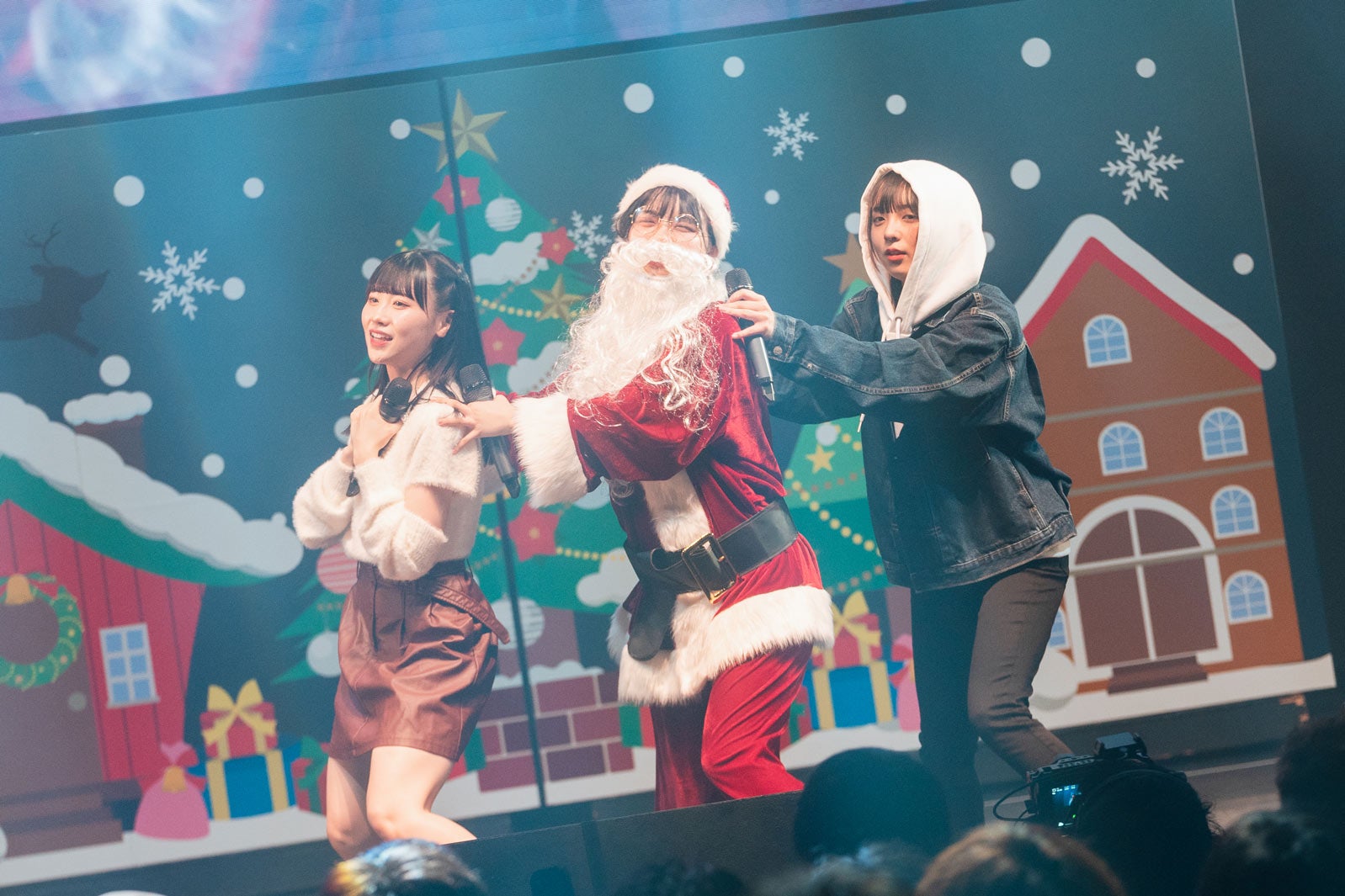 かすみ草とステラ／撮影：真島洸 （提供写真）