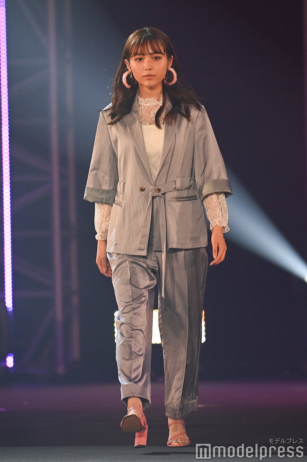 秋田汐梨（C）モデルプレス