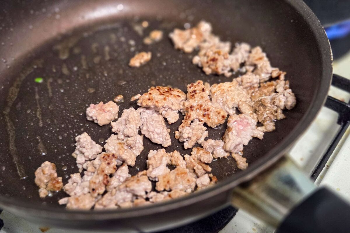 ニラのミートソース