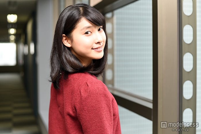 まっすぐな澄んだ瞳が印象的/土屋太鳳