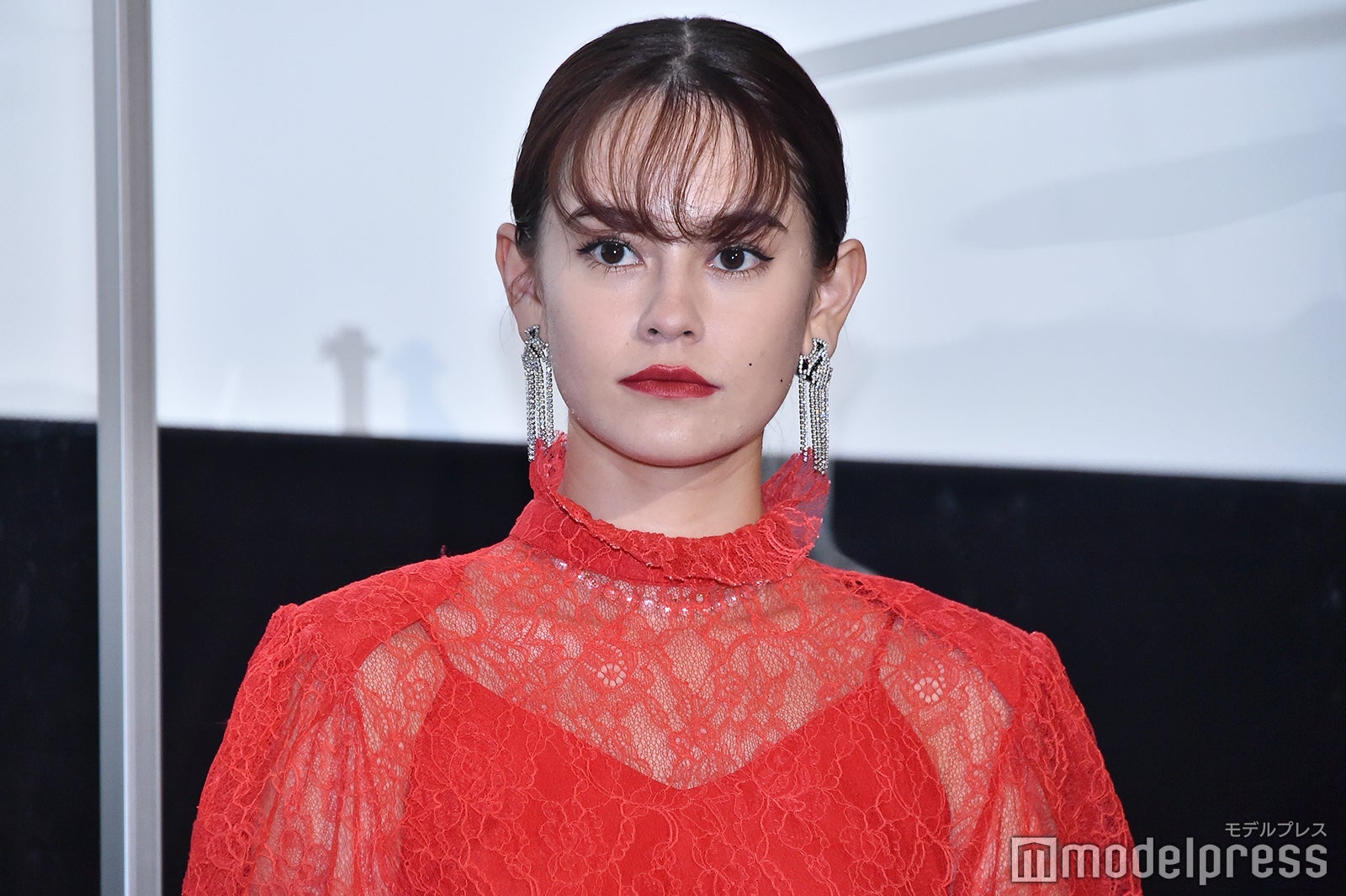 emma、新型コロナ感染　発熱症状・自宅療養を報告