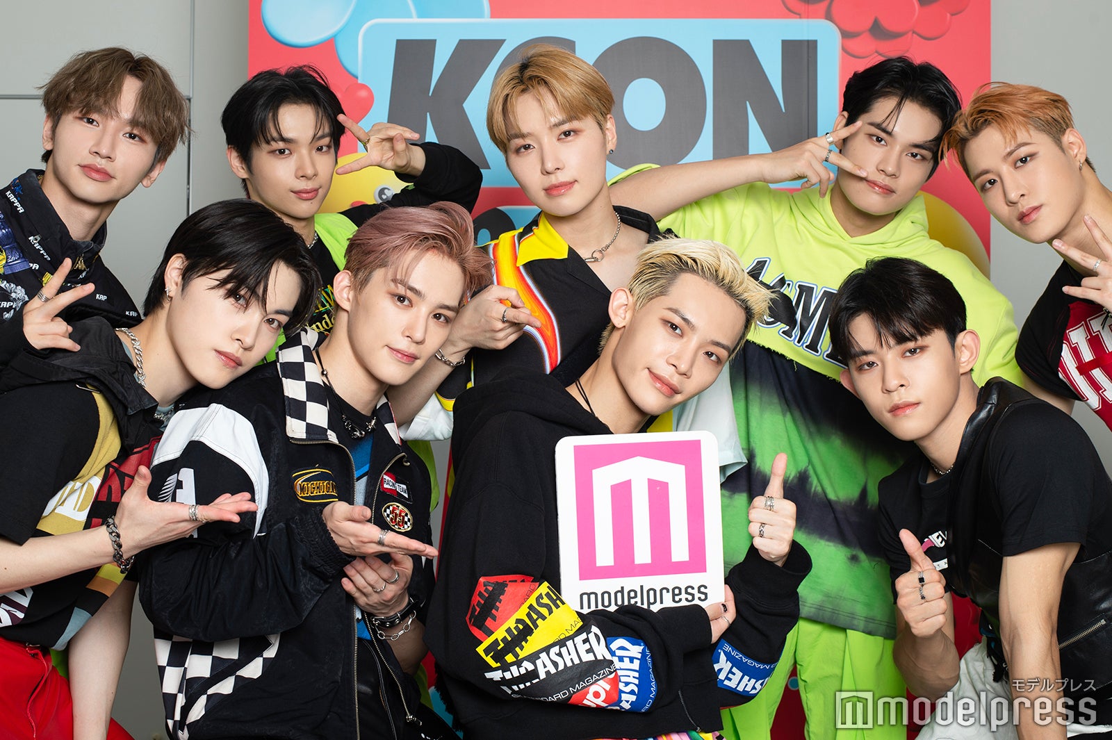 TO1（後列左から）ジス、ダイゴ、ジェユン、ヨジョン、ギョンホ（前列左から）レンタ、ジェイユー、チャン、ドンゴン （C）モデルプレス