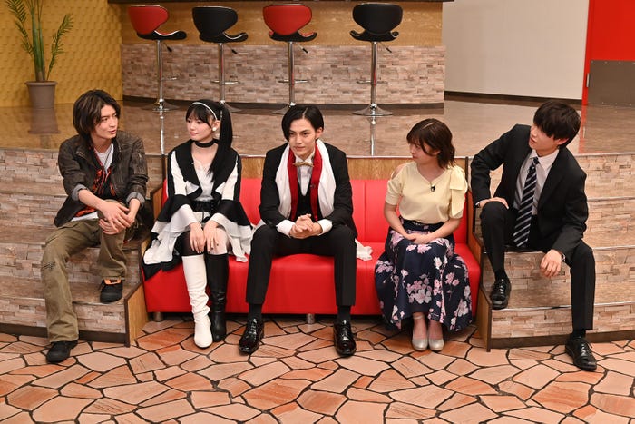 杢代和人、青島心、簡秀吉、星乃夢奈、佐藤瑠雅 (C)2022 石森プロ・テレビ朝日・ADK EM・東映