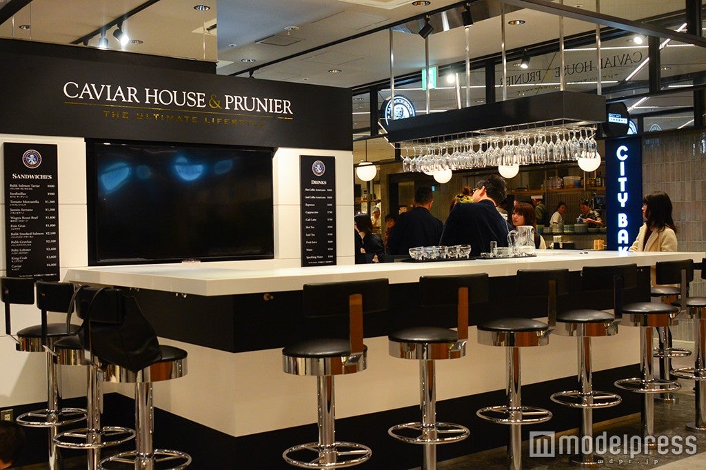 カウンター席（C）モデルプレス