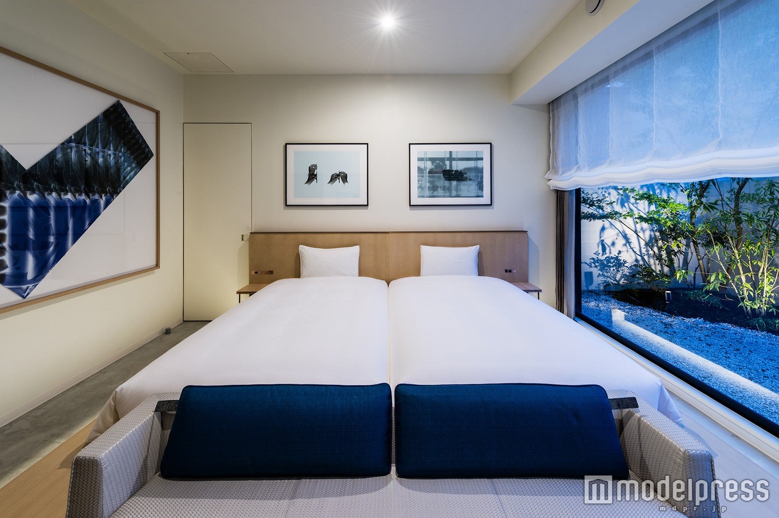 ギャラリーノマルが手掛ける客室（展示作品：木村秀樹）／画像提供：UDS