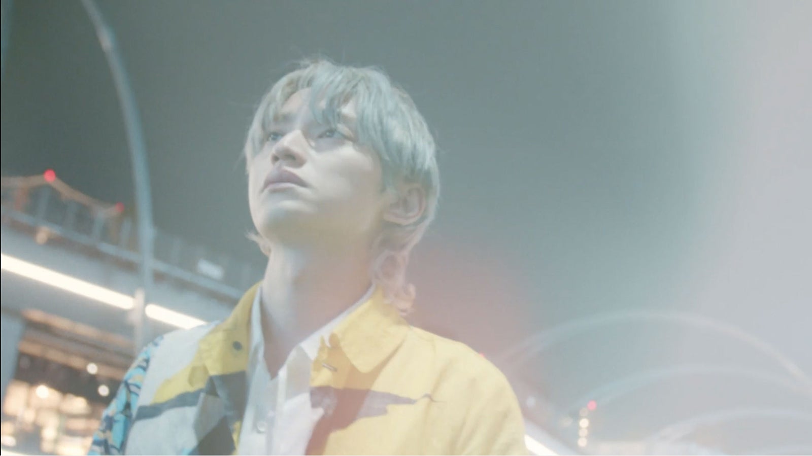 SKY-HI「Bare-Bare」MVより（提供写真）