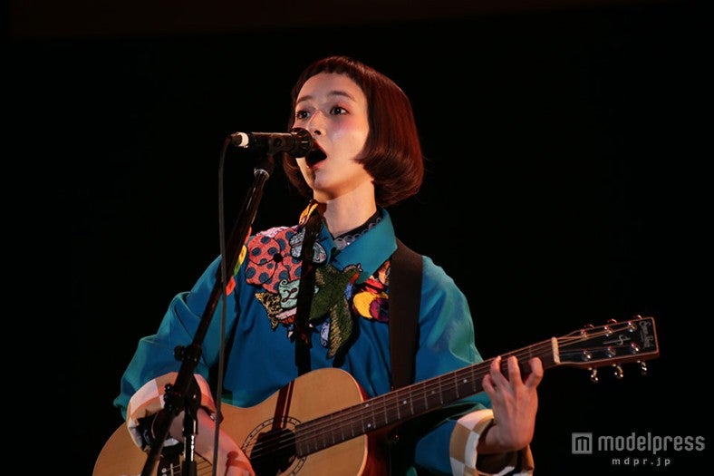 三戸なつめ「紅白歌合戦に出たい」歌手としての飛躍誓う【モデルプレス】