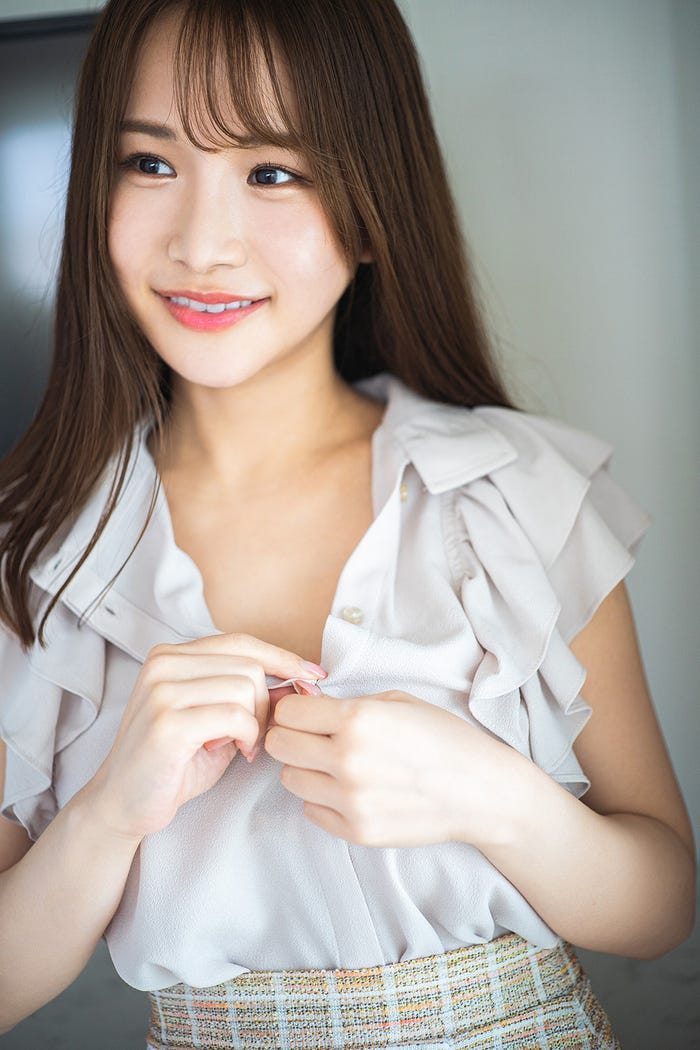 嬉野ゆみ(C)KADOKAWA (C)URESHINO YUMI PHOTO/MAKINO SHOTA