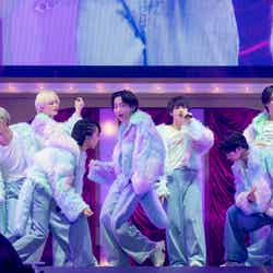 ICEx「EBiDAN THE LIVE CRUISE 2024」YELLOW ISLAND(C)米山三郎/ウチダアキヤ