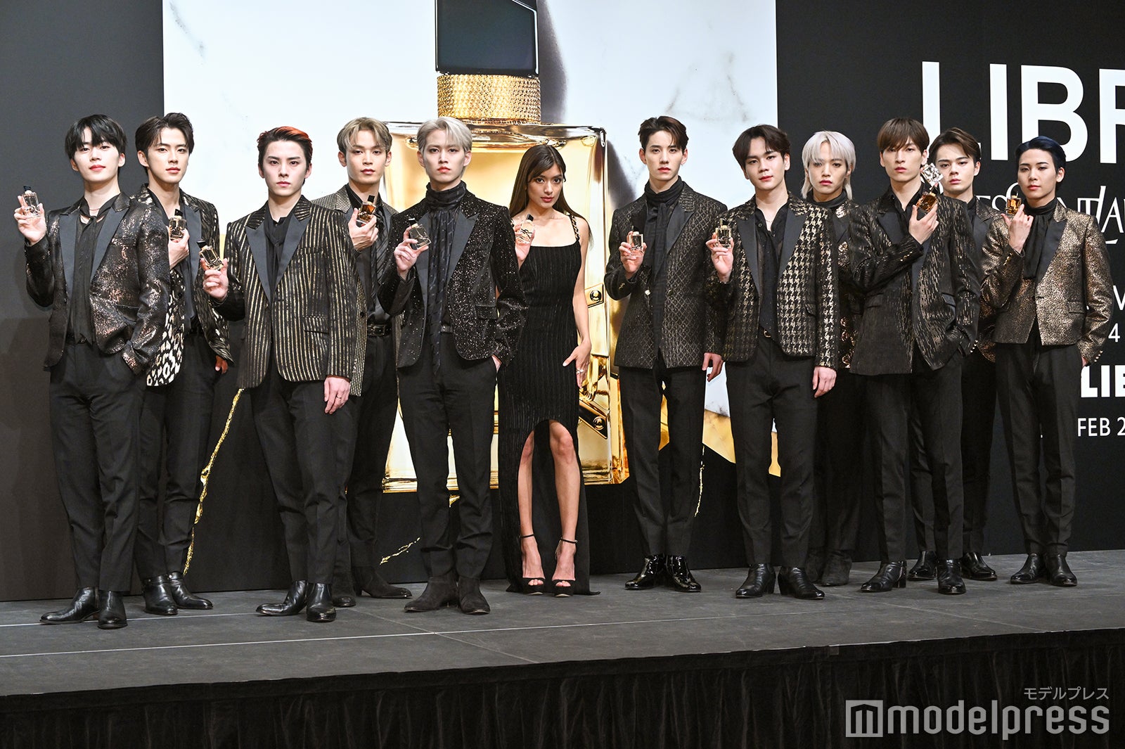 ローラ＆JO1 （C）モデルプレス