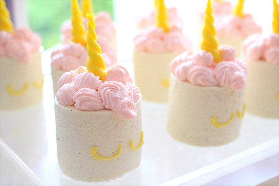 サマーデザートブッフェ 私を載せて ドコマデモ ユニコーンバニラババロア