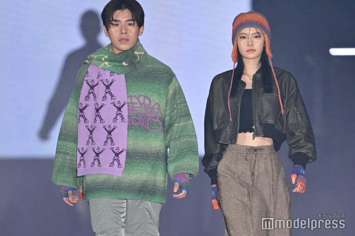 なこなこカップル(C)モデルプレス