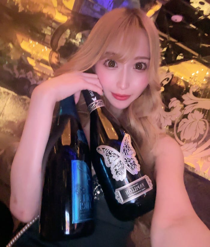 「ヴェルージュ」七瀬あおいInstagramより